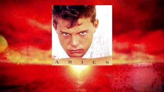 Video thumbnail of "Luis Miguel - Hasta Que Me Olvides (Video Con Letra)"