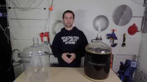 Do you NEED a secondary fermenter? | Homebrew Academy