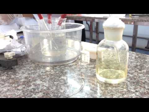 Video HCl + KMnO4 give Cl2 - youtube