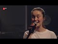 Capture de la vidéo Sigrid - Bauhaus - Interview And Concert