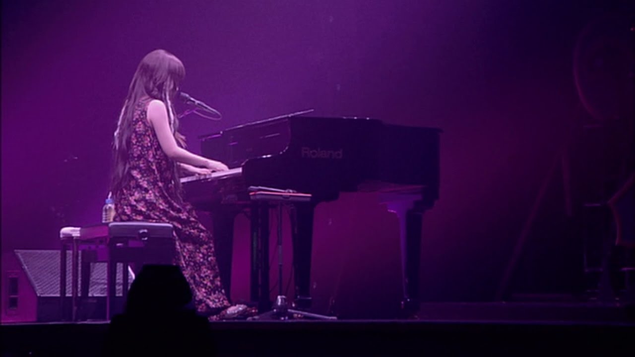 大塚愛 (Ai Ōtsuka) - 桃ノ花ビラ ~ tears (from LOVE PiECE Tour)