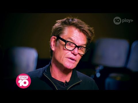 Wideo: Harry Hamlin Net Worth: Wiki, Żonaty, Rodzina, Ślub, Wynagrodzenie, Rodzeństwo