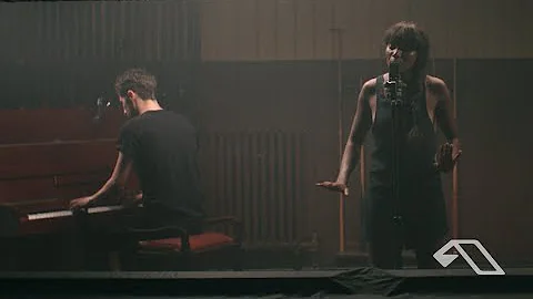 Lane 8 - Loving You (In Session with Lulu James)