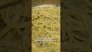 Spaghetti aglio, olio e peperoncino di Alessandro Negrini #oldies