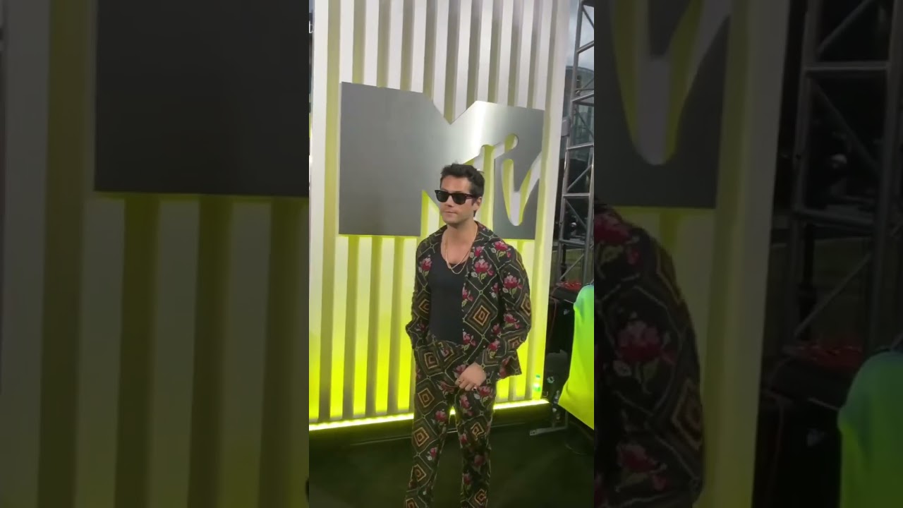 Dylan O’brien at the 2022 MTV Video Music Awards. #dylanobrien