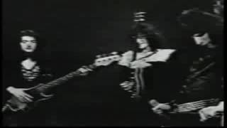 Queen - 'Seven Seas of Rhye' [Top of the Pops 1974] (Two Performings VERY RARE)