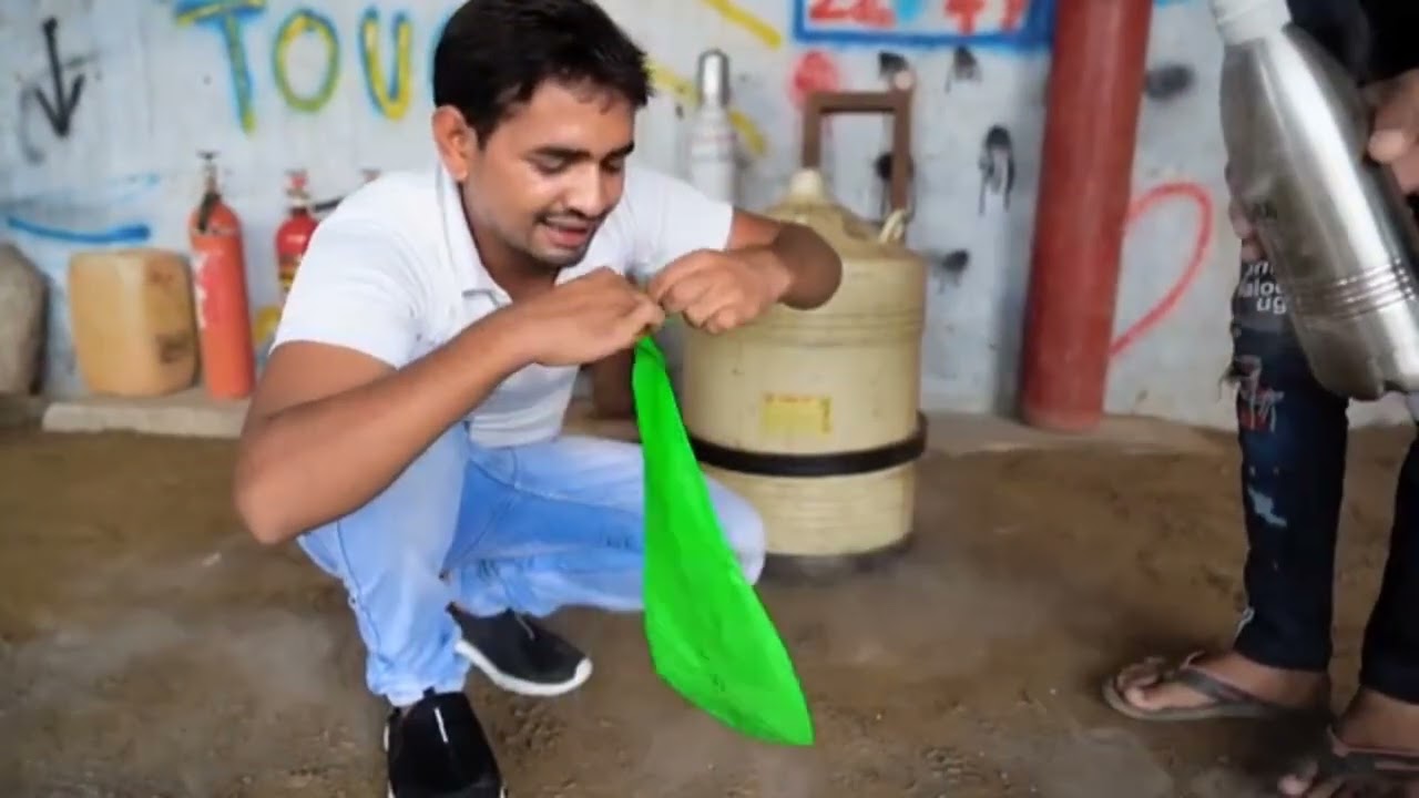 Liquid nitrogen In Super Big Size Balloon