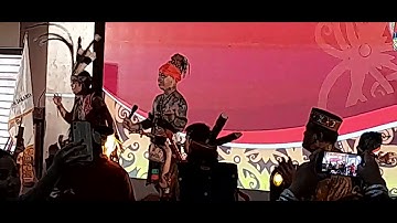 Panglima jilah dari kalbar perform di gawai dayak jakarta 2023