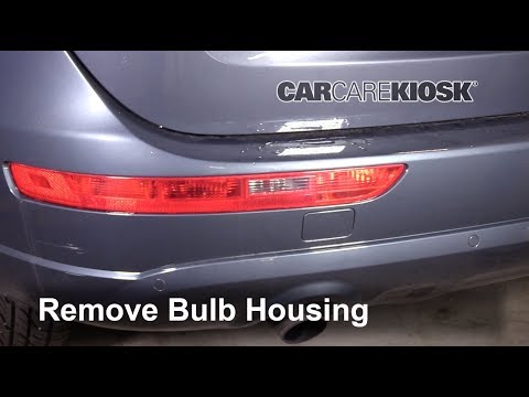 Audi Q5 2009-2018 Bumper Tail Light Housing Removal