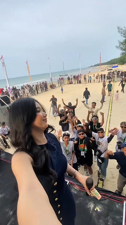 Cantika Nuswantoro - Kumbang kumbang. #cantikanuswantoro #kumbangkumbang #viral