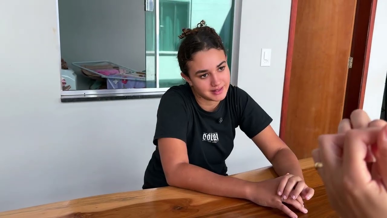 na primeira oportunidade ela deixou a mãe sozinha... mas a vida cobrou caro