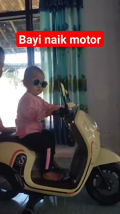 unboxing motor aki scoppy terbaru anak #videoshort #babygirl #bayigemes #viral #motoraki #scoopy