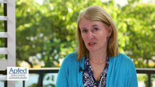What are some of the risks and benefits to participating in research?