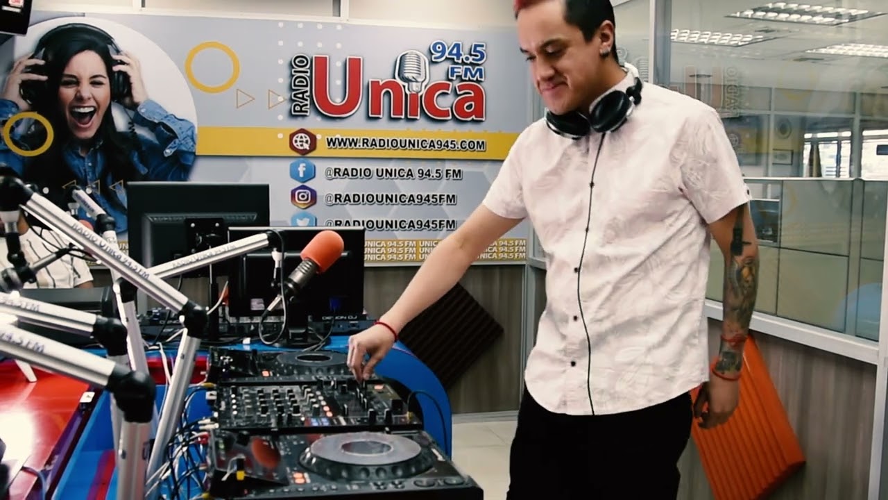 Dj Tatto - @ Radio La Unica 94.5 | Quito, Ecuador | #nueva #musica