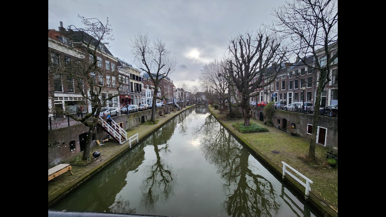 Naadloos 200 gram glasvlies - pvc vloer - plinten - nieuwbouwwoning Utrecht