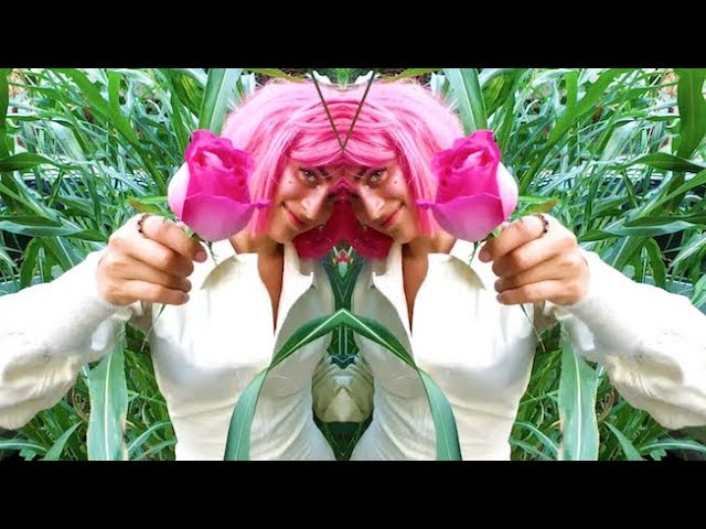 在 YouTube 上观看 East Love - Cute But Psycho (Blinded Hearts Remix) 在 YouTube 上观看 East Love - Cute But Psycho (Blinded Hearts Remix)