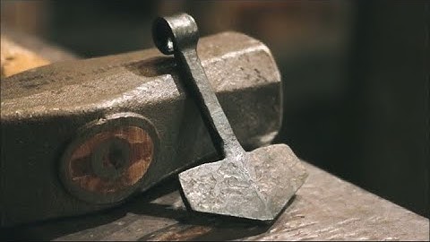 Blacksmithing - Forging a Thor