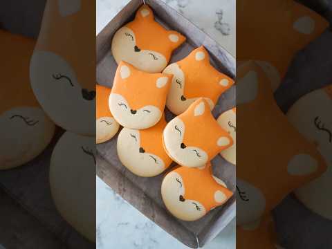 The cutest little fox macarons!!Naturally gluten free, yummy, and adorable. 