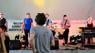 Video thumbnail of "The Prizefighters at Summit Brewery 09.10.11 (part 3)"