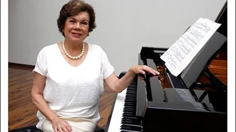 Semblanza - Maestra Carmen Escobedo