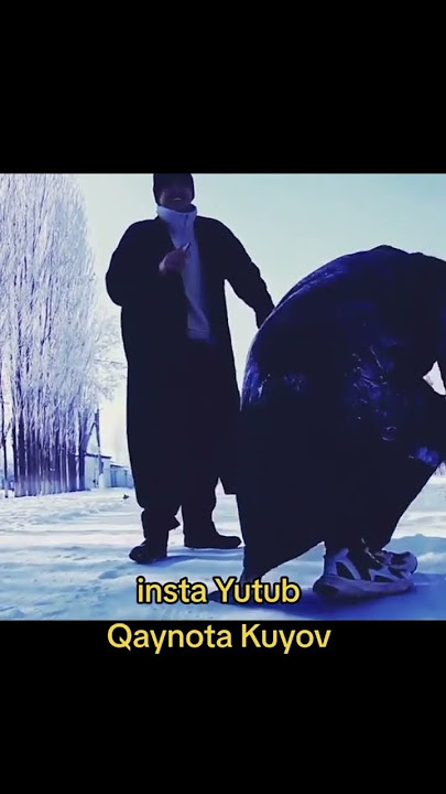 Yosh bokira jinsiy aloqa Yubka va paypoqdagi fotosurat