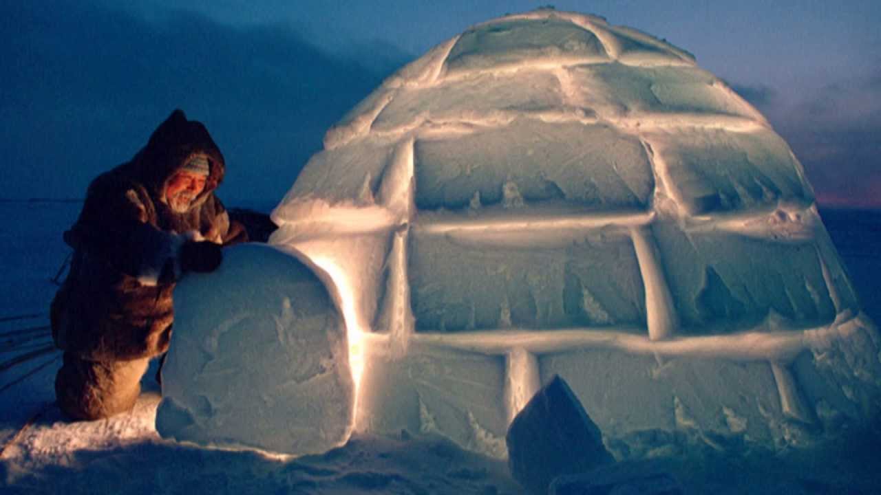 Иглу тепло. Иглу жилище эскимосов. Иглу жилище эскимосов внутри. Эскимосы Канады. Эскимосы Гренландии.