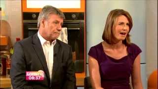 Jayne Secker- Itv Lorraine - 15 Aug 2013 - The Mornings News Reviewed -