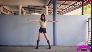 Marraneitors - Los violacochinos (teenager dancing)
