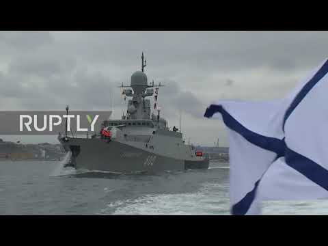 Video: Hur Gratulerar Du Sjömän Till Black Sea Fleet Day