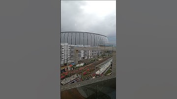 VIEW JALUR KRL YANG MELEWATI JIS (Dilihat Dari Bus Damri Bandara Soetta)#jis #busdamri #krl