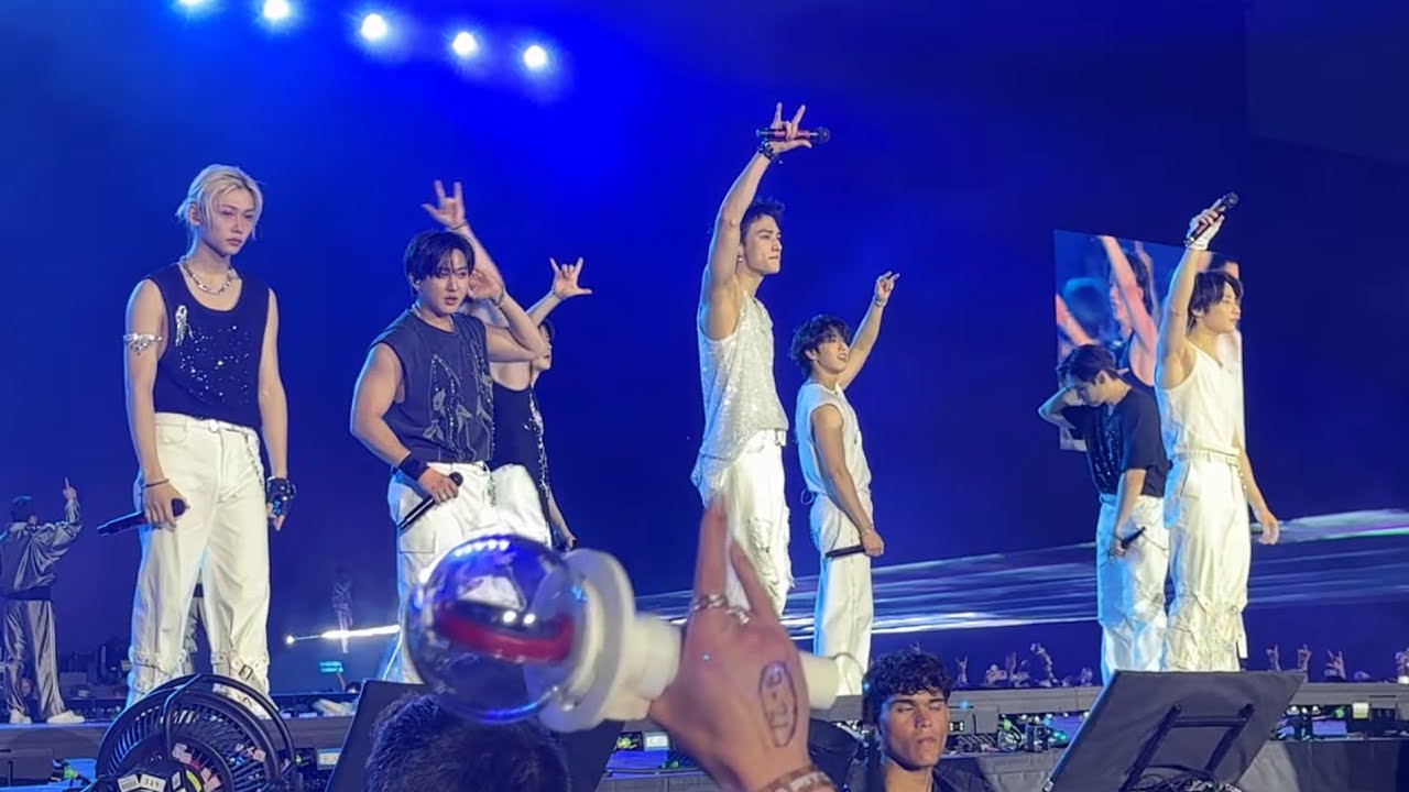 Stray Kids LaLaLaLa Dominate Toronto 062925