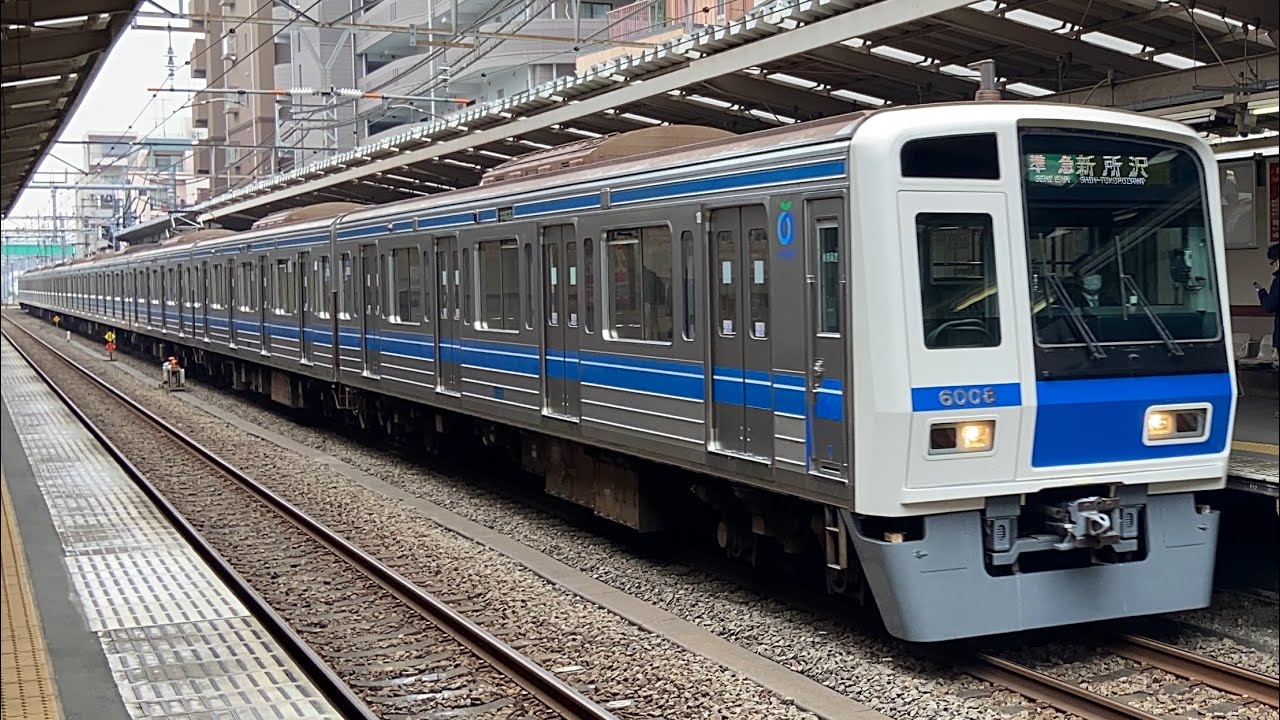 新宿線転属】西武6000系6108F〔準急 新所沢行き／久米川駅到着・発車