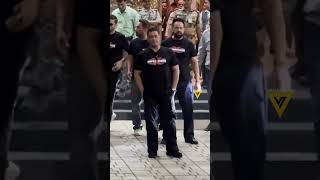 Download Lagu Salman Khan spotted at the airport MP3