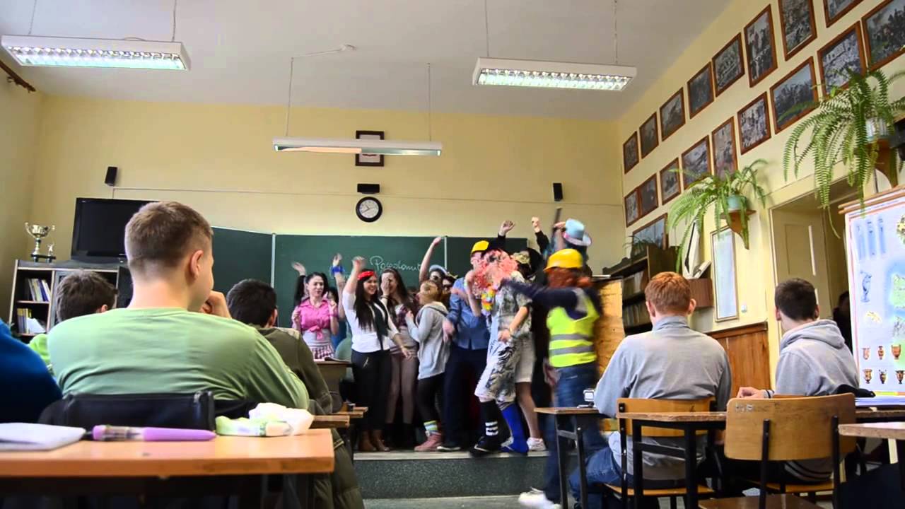 Historia I Społeczeństwo Klasa 4 Technikum Czołówka klasy 4 Technikum Ekonomiczne w Strzelinie - YouTube