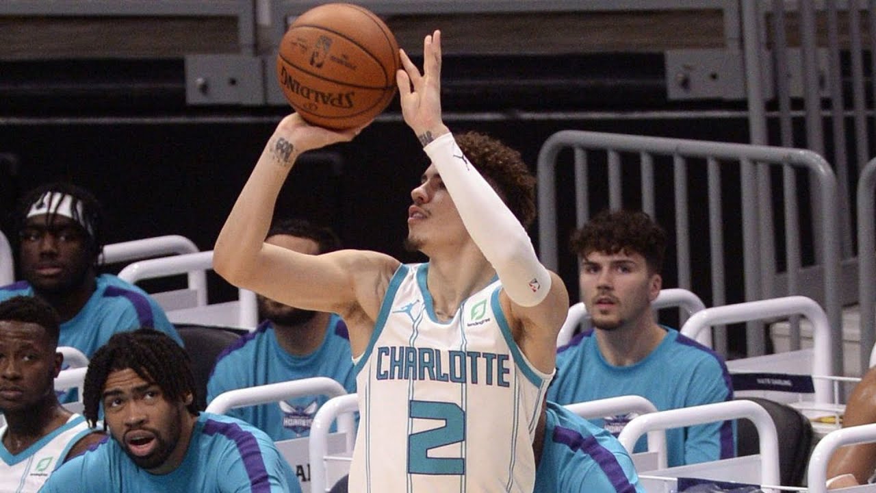 LaMelo Ball 1st Splashes! Throwing Lob Passes! 202021 NBA YouTube