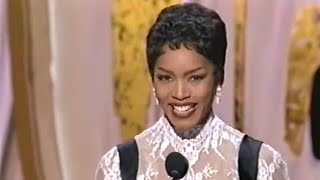 Angela Bassett presents 'Circle of Life' Performance at the 67th Academy Awards (1995)