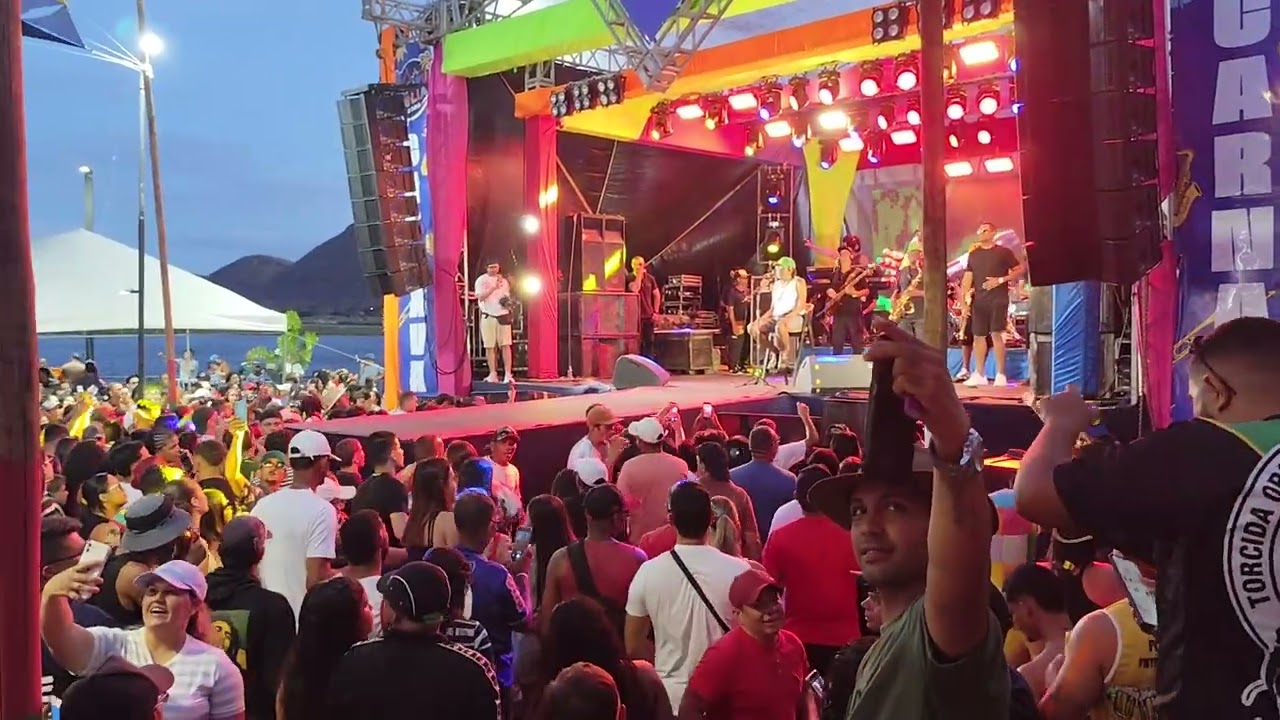 Edson Gomes no Traipu Folia carnaval 2026 em Traipu-Alagoas 