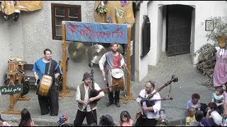 Fatzwerk - Teuflische Hexenmusik - Hexenfest in der Walpurgisnacht - Burg Oberkapfenberg
Hexenfest in der Walpurgisnacht auf der Burg Oberkapfenberg 2018.
Teuflische Hexenmusik im Burg-Innenhof von Fatzwerk (Mittelalter Band). Sehr gute Band, sehr stimmungsvoll und immer einen Besuch wert!
Support Fatzwerk!
http://www.fatzwerk.de
https://www.facebook.com/fatzwerk/
Music:
YoutubeFreeAudioLibrary
Artist: Doug Maxwell/Media Right Productions
Title: Renaissance Castle
#fatzwerk #dudelgate #mittelaltermusik Fatzwerk - Teuflische Hexenmusik - Hexenfest in der Walpurgisnacht - Burg Oberkapfenberg