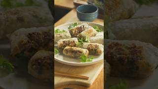 Tofu and Chives Rice Paper Dumpling Recipe #veganrecipes #food #tofu #chives #dumpling