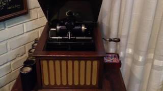 I'm Forever Blowing Bubbles - Helen Clark & George W. Ballard 1919
