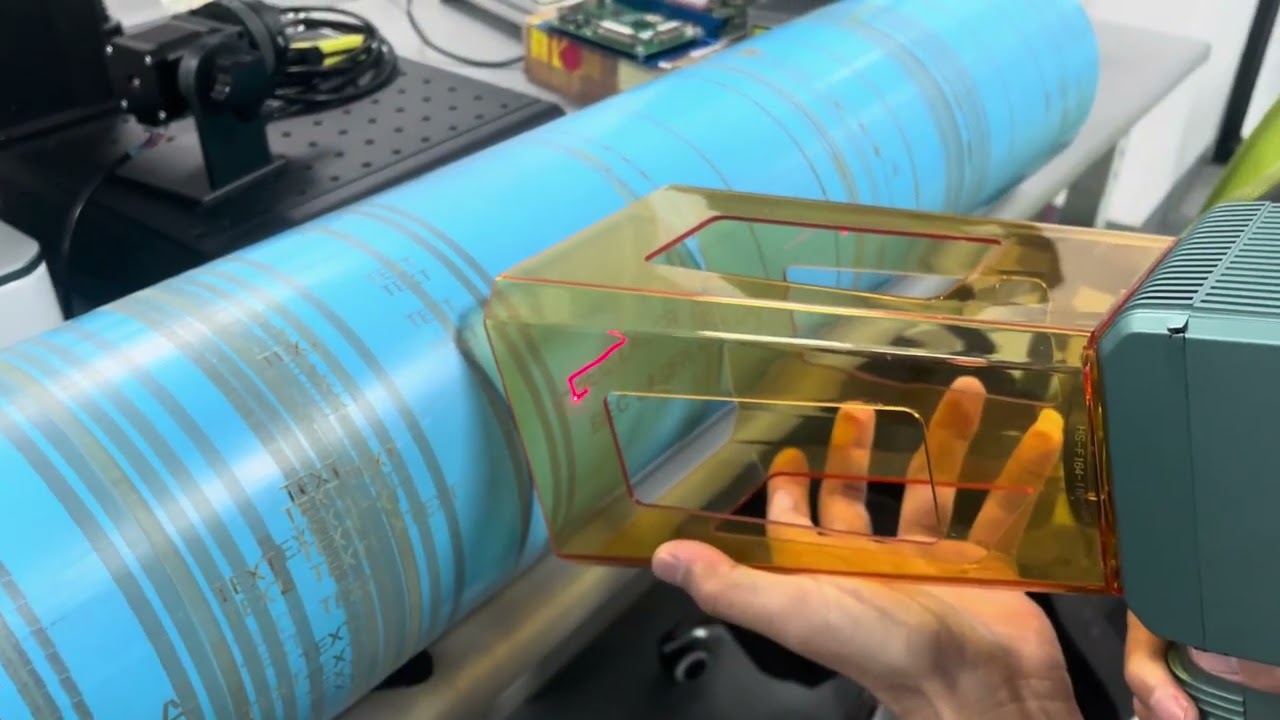 Handheld Fiber Laser Marking Machine