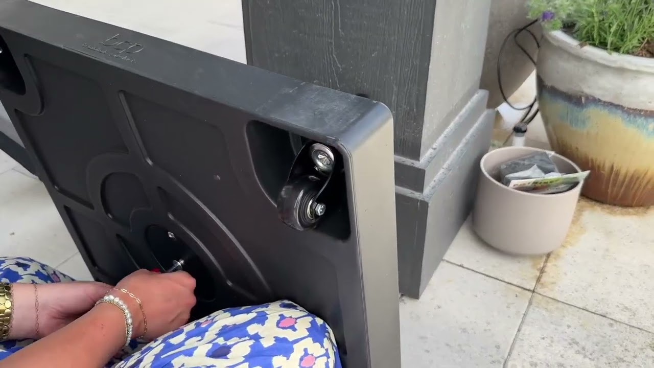 Best Choice Products Fillable Mobile Umbrella Base for Patio, Deck, Outdoor Review