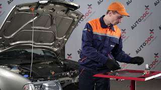 Reparar SKODA OCTAVIA faça-você-mesmo - guia vídeo automóvel