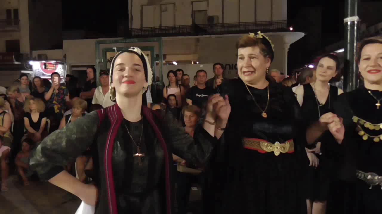 ΤΖΟΥΡΤΖΙΑ ΑΓΙΑ ΠΑΡΑΣΚΕΥΗ ΣΤΟ 35ο ΑΝΤΑΜΩΜΑ ΤΩΝ ΒΛΑΧΩΝ