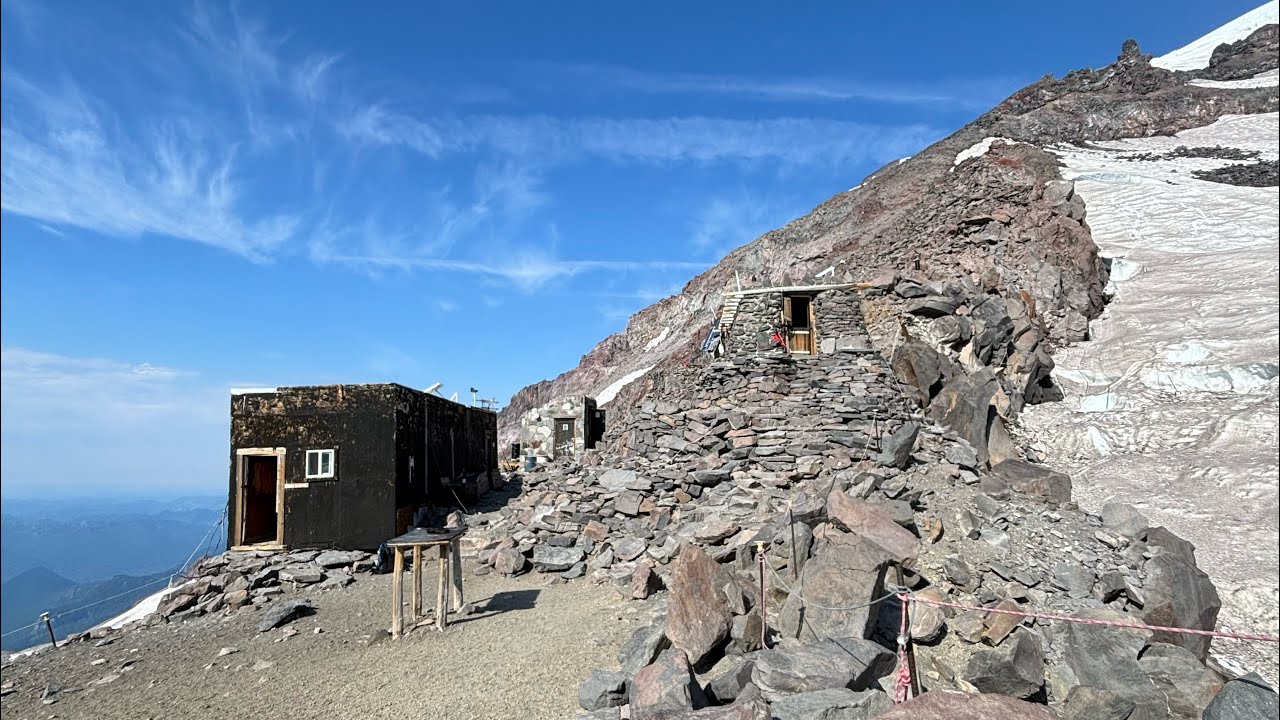Hiking up to Camp Muir | Mount Rainier National Park - YouTube