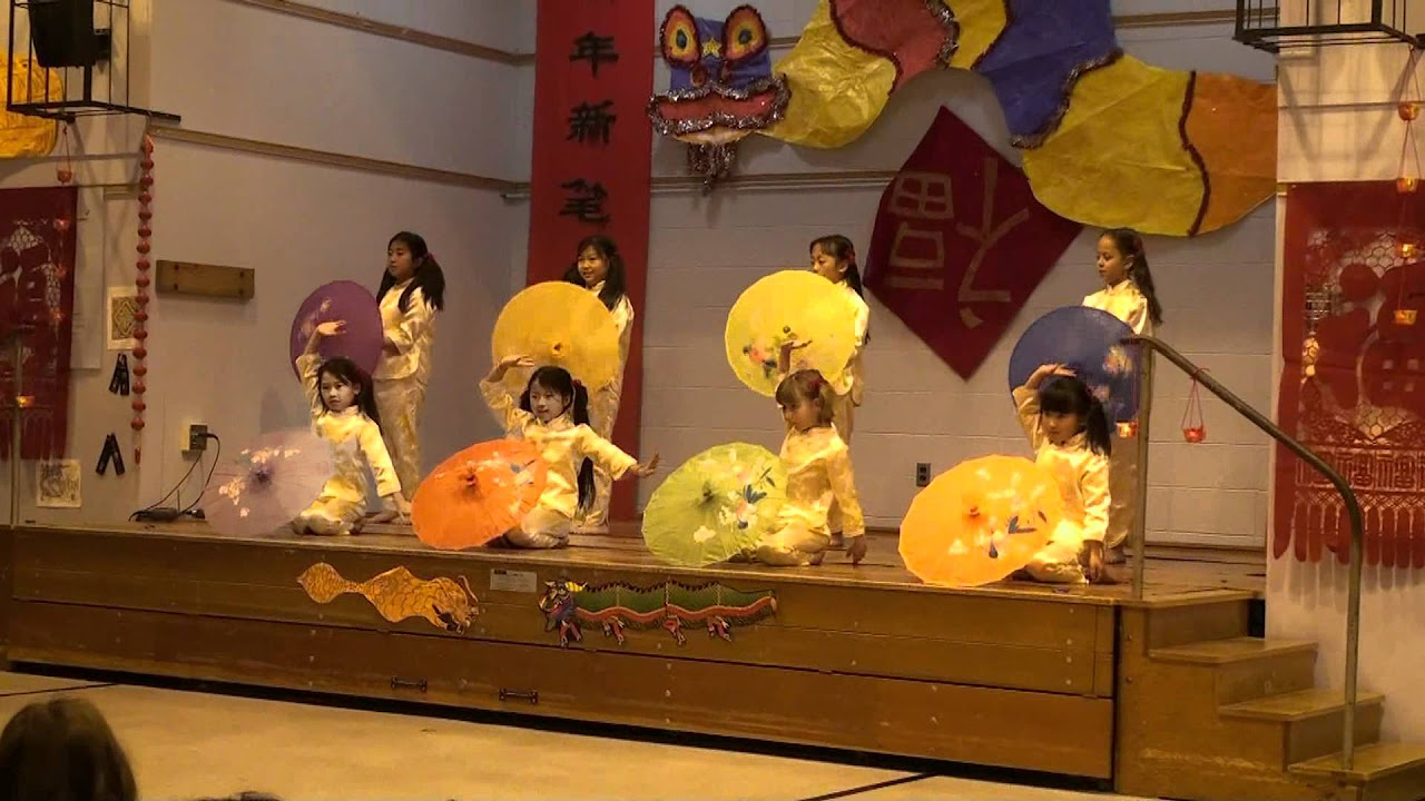 2012 Chinese Umbrella Dancing