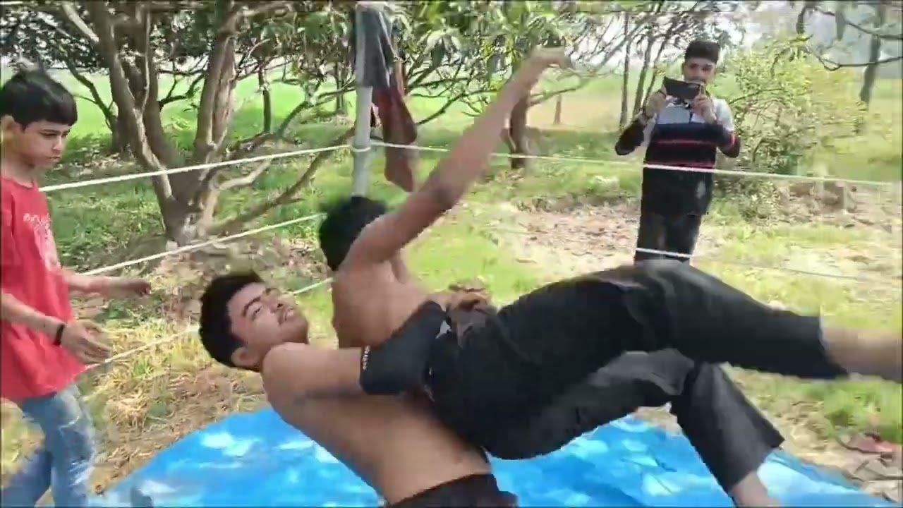 Brock Lesnar🏴‍☠️ vs Braun Strowman @WWE #viral  Homewrestling