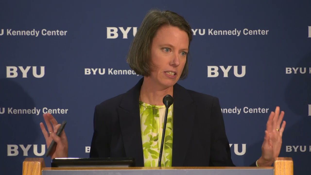 Сесили Брюэр «За церемонией подписания: граждане как катализаторы мира» | Центр имени Кеннеди при...