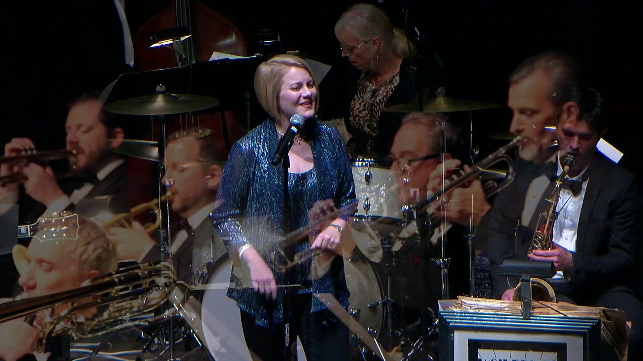 Chase Me Charlie / Maud Hixson and the Wolverines Big Band