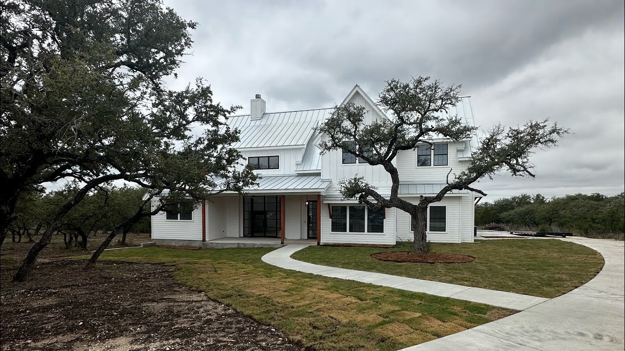 MUST SEE HOME TOUR ON 2 ACRES OF LAND NEAR SAN ANTONIO TX UNDER